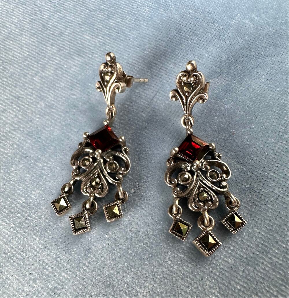 Vintage Sterling Silver Garnet Marcasite Chandelier Drop Dangle Earrings 925
